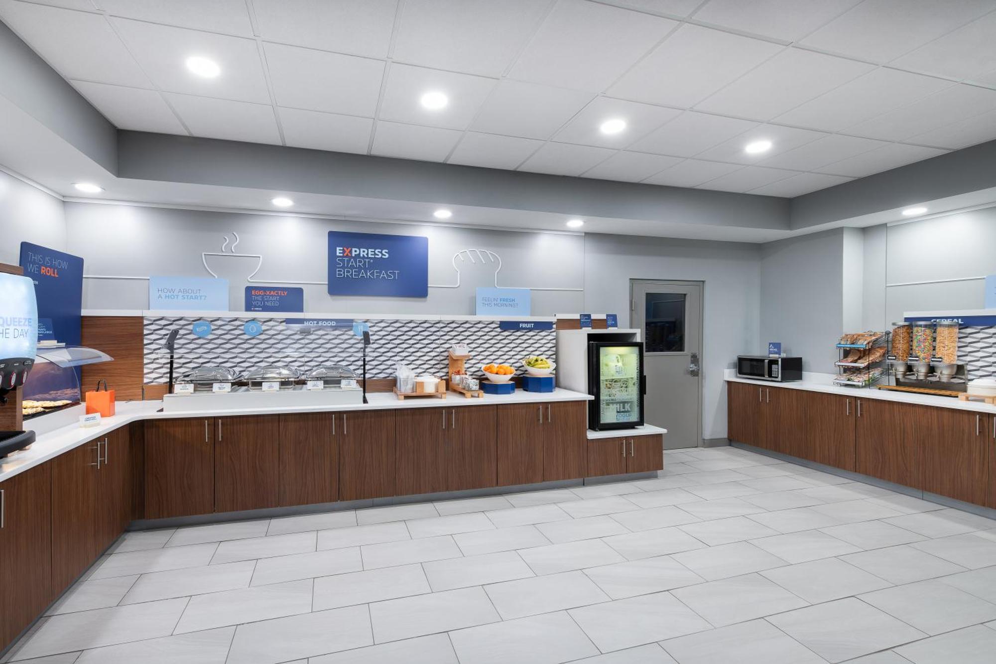 Holiday Inn Express Atlanta West - Theme Park Area By Ihg Lithia Springs Exterior foto